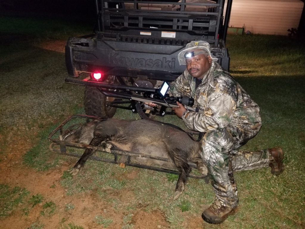 night vision hog hunting with Digital Crosshairs 1000