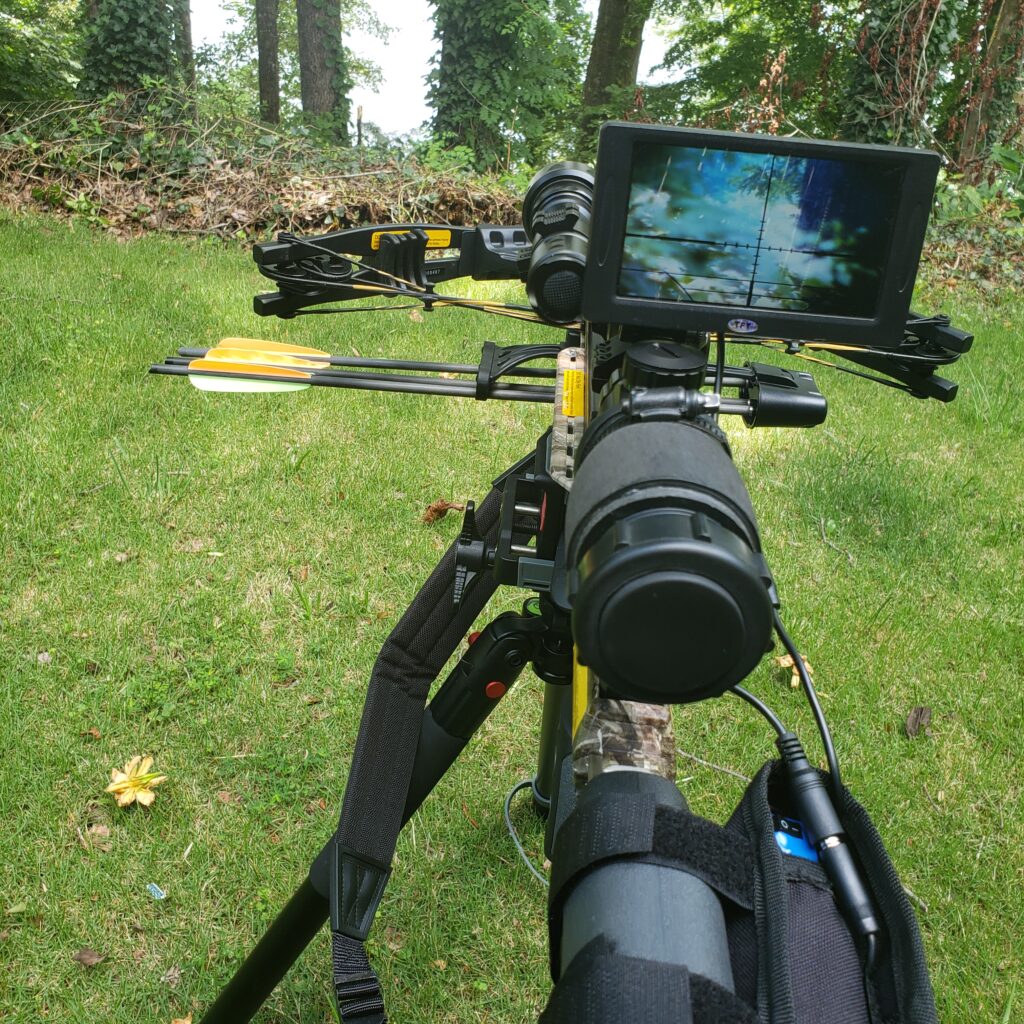 Adaptive rifle scope for crossbows - Digital Crosshairs 1000SA
